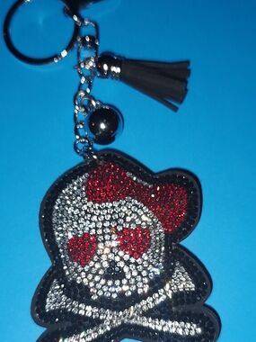 Rhinestone Skull & Crossbones Tassel Keychain - Red & Silver